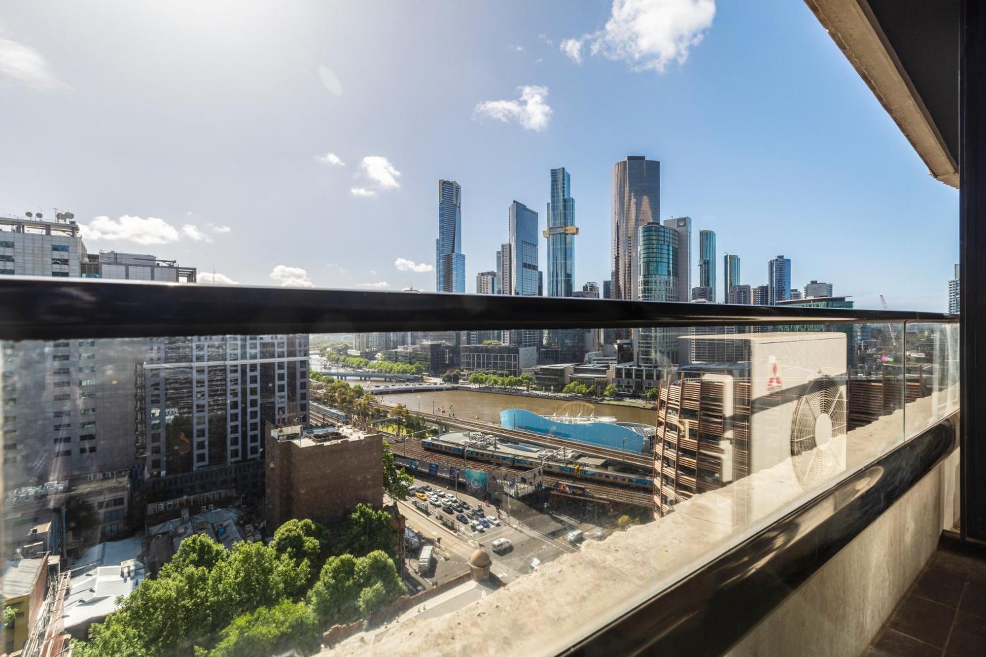 Riverview Suites By Edgetrip Melbourne Buitenkant foto